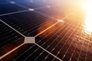 Read more about the article Саудитска Арабия инсталира 750 000 слънчеви панела за захранване на луксозния си проект!
